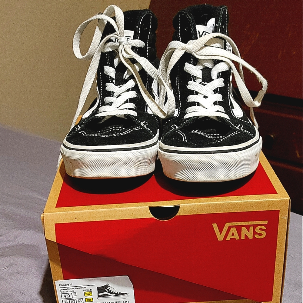 Child Van's High Tip (Filmore HI)